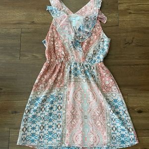 BCBGeneration – Surplice Ruffle Print Dress